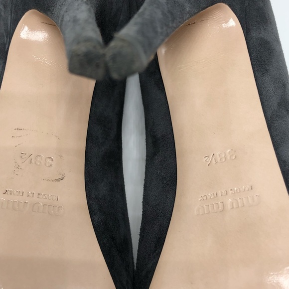 Miu Miu Suede Pump - Picture 7 of 8